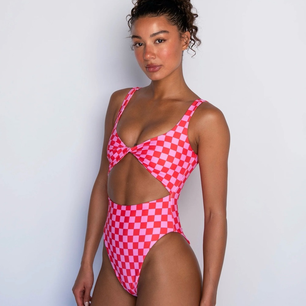 Skatie Chloe One Piece swimsuit in Daytona, medium, NWT